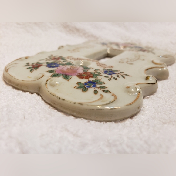 Vintage Switch Plate Cover, Made in Japan Porcelain Shabby Chic Wall Decor - Picture 7 of 9